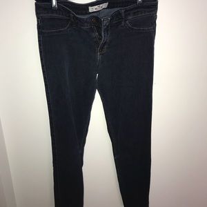hollister dark wash jeans